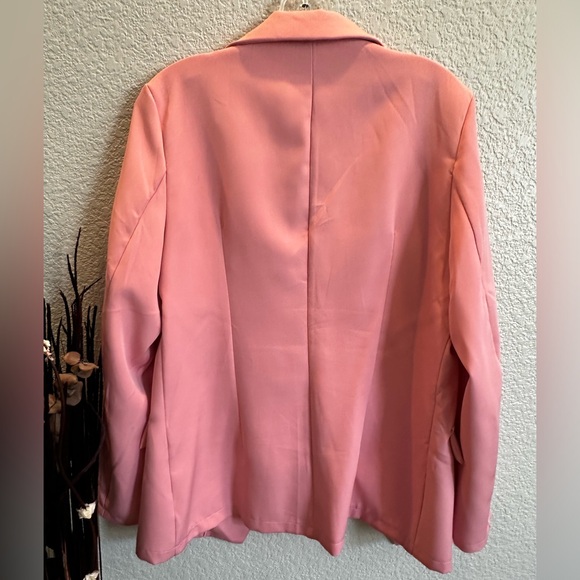 Double Breasted Flap Detail Blazer| Size 8/10 L - Picture 4 of 6